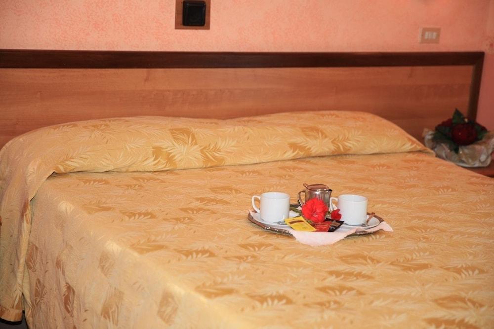 Hotel Ludovici Fiuggi Exteriér fotografie